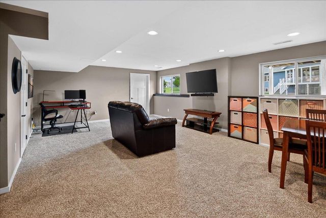 4416 Eagle Ridge Lane, Windsor, WI 53598