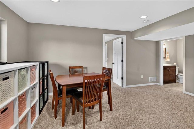 4416 Eagle Ridge Lane, Windsor, WI 53598