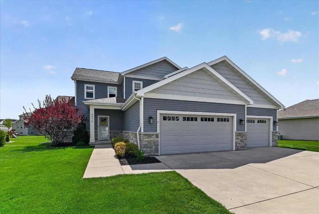 4416 Eagle Ridge Lane, Windsor, WI 53598
