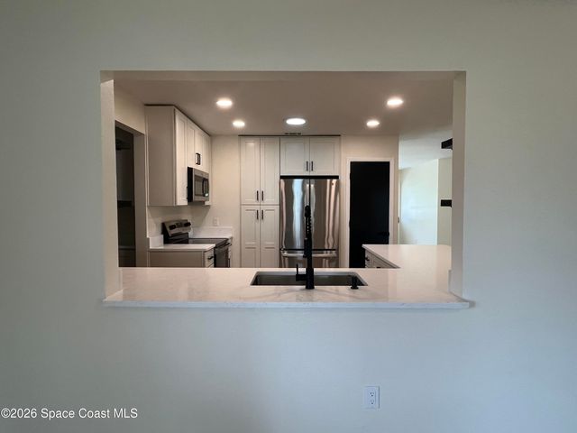 1171 Riviera Drive NE, Palm Bay, FL 32905