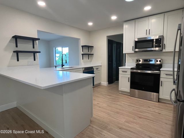 1171 Riviera Drive NE, Palm Bay, FL 32905