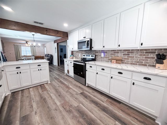 15080 County Road 4014, Mabank, TX 75147