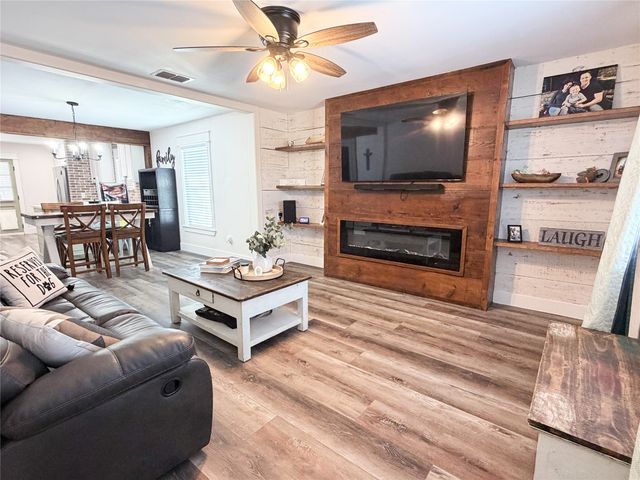 15080 County Road 4014, Mabank, TX 75147