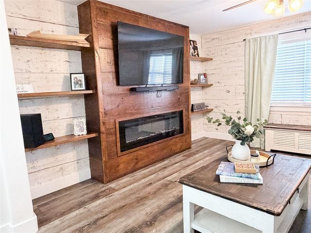 15080 County Road 4014, Mabank, TX 75147