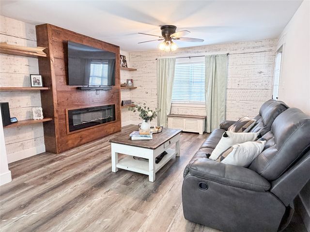 15080 County Road 4014, Mabank, TX 75147