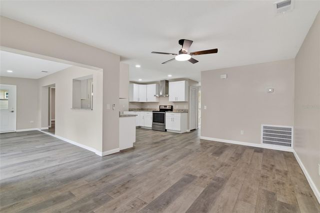 3179 FOXWOOD DR, Apopka, FL 32703