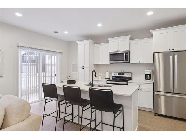 640 Franklin Street, Roberts, WI 54023