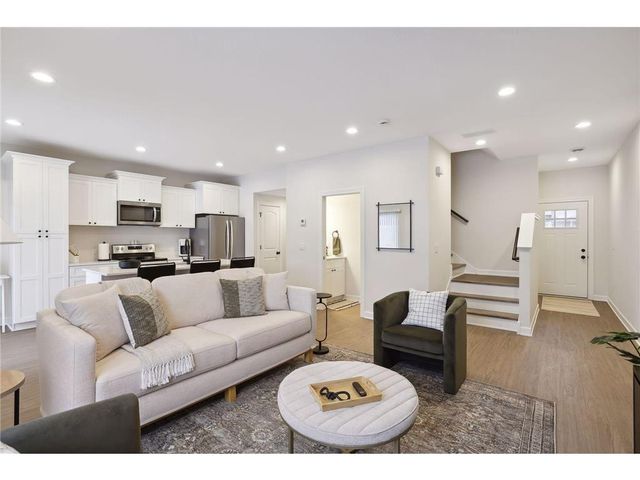 640 Franklin Street, Roberts, WI 54023