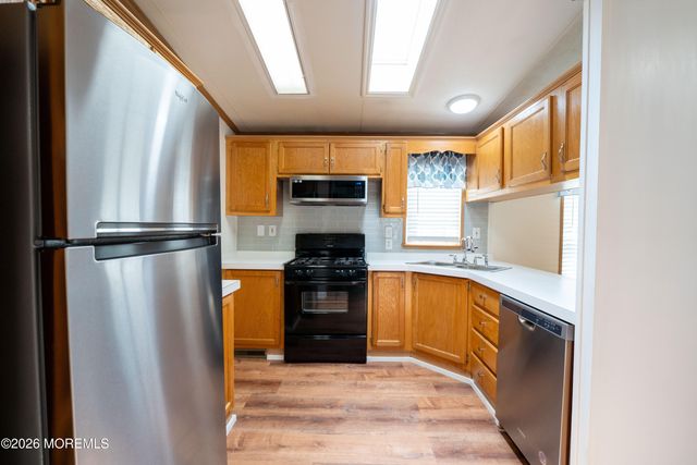 115 Briarwood Court, Whiting, NJ 08759
