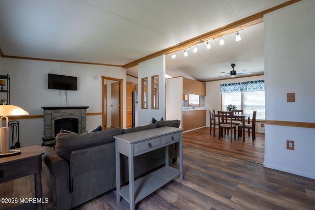 115 Briarwood Court, Whiting, NJ 08759