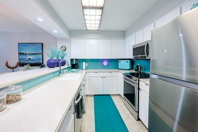 4613 S Ocean Blvd Unit 11B, North Myrtle Beach, SC 29582