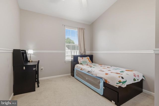 900 TURNING POINT CT, Frederick, MD 21701