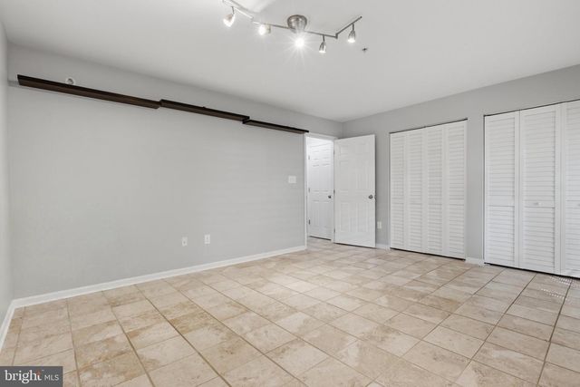 900 TURNING POINT CT, Frederick, MD 21701