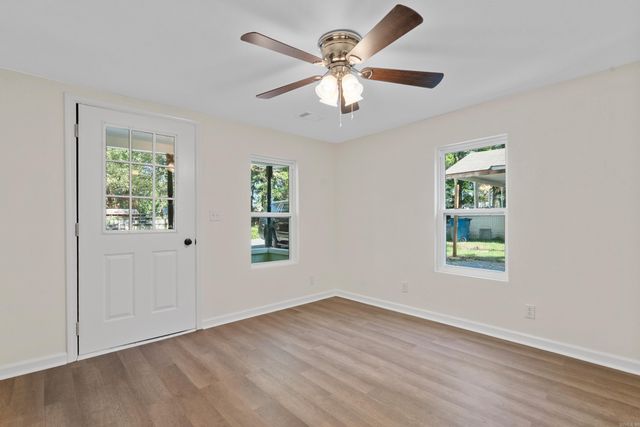 823 Cherry Lane, Malvern, AR 72104