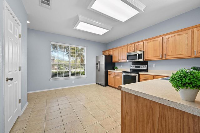 2434 Duval DR, New Braunfels, TX 78130