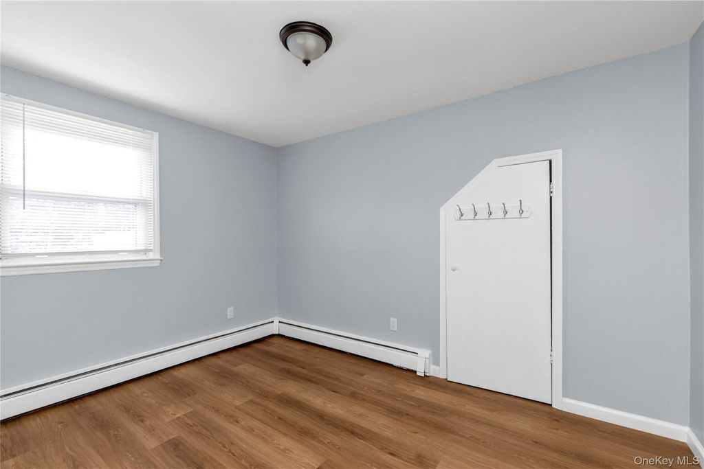 1345 Great Neck Road, Copiague, NY 11726 — photo 4