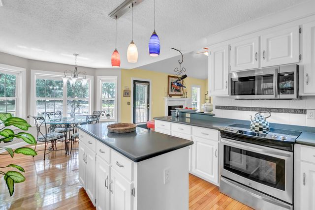 5472 Clearview Drive, North Charleston, SC 29420