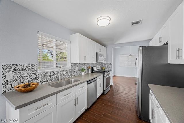8205 Rocky Bluff Way, Las Vegas, NV 89129