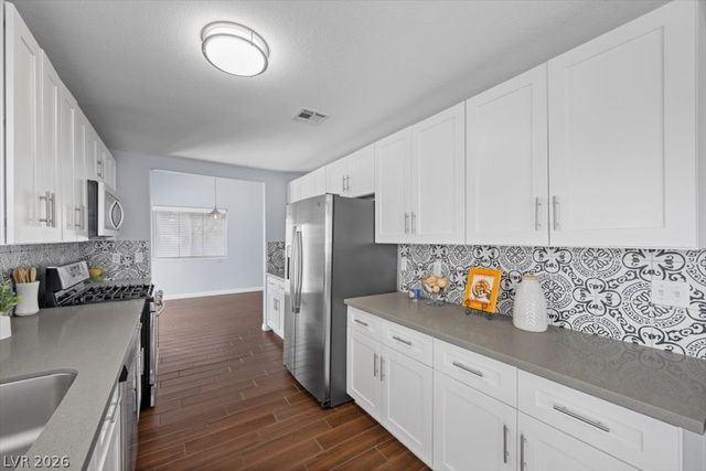 8205 Rocky Bluff Way, Las Vegas, NV 89129