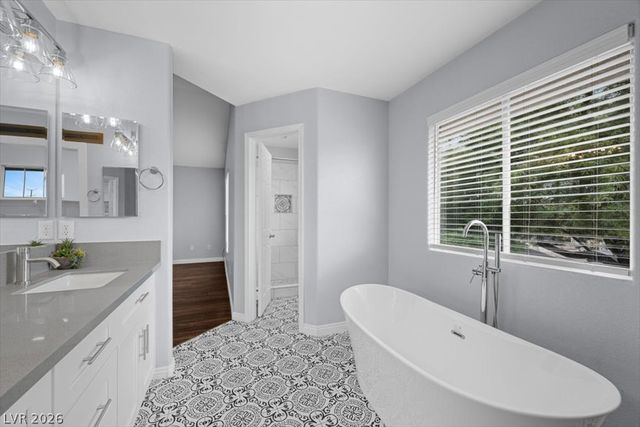 8205 Rocky Bluff Way, Las Vegas, NV 89129