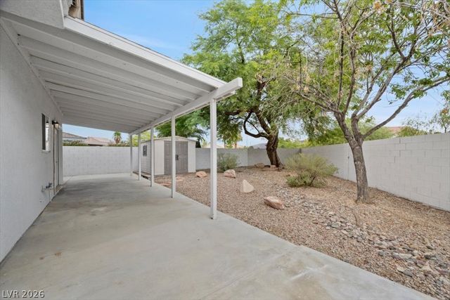8205 Rocky Bluff Way, Las Vegas, NV 89129