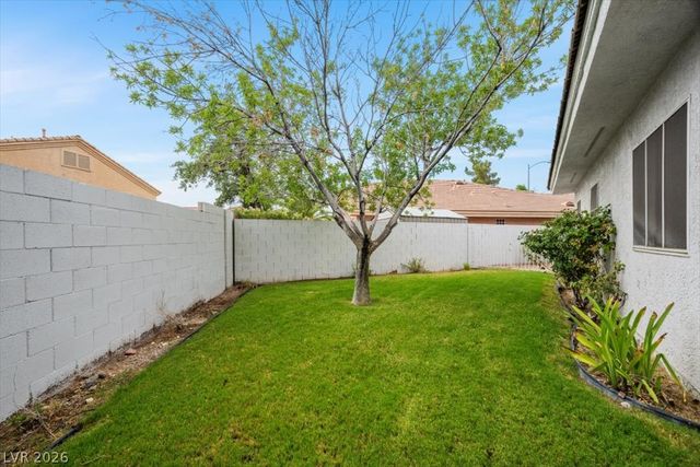 8205 Rocky Bluff Way, Las Vegas, NV 89129