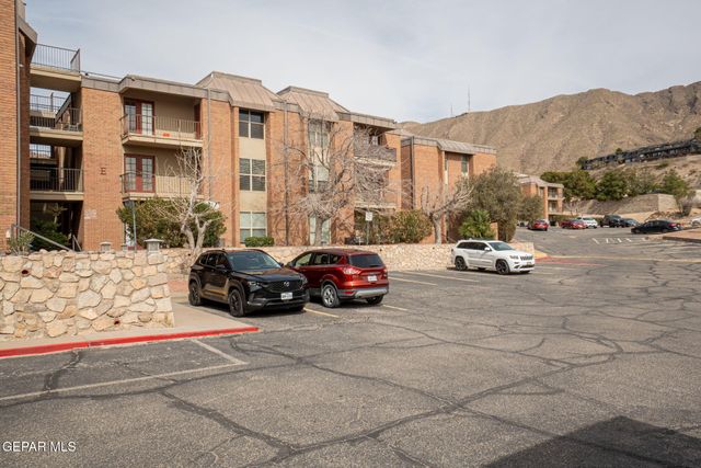 4433 N Stanton Street E210, El Paso, TX 79902