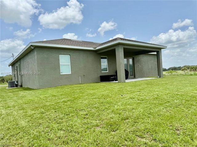 1818 Inwood RD, La Belle, FL 33935