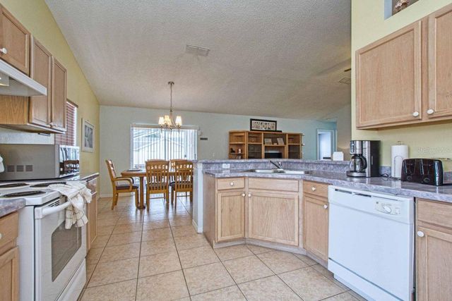 1529 INDIAN OAKS TRAIL, Kissimmee, FL 34747