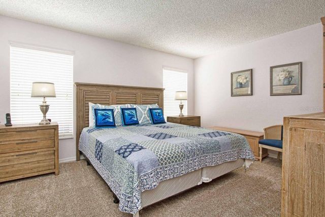 1529 INDIAN OAKS TRAIL, Kissimmee, FL 34747
