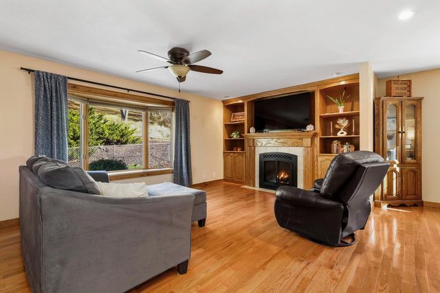 N4637 Old Hickory DRIVE, Onalaska, WI 54650