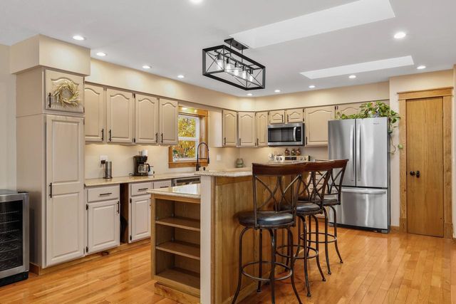 N4637 Old Hickory DRIVE, Onalaska, WI 54650