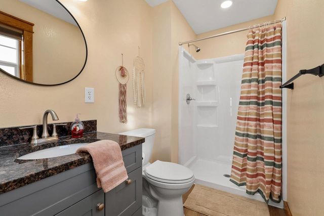 N4637 Old Hickory DRIVE, Onalaska, WI 54650