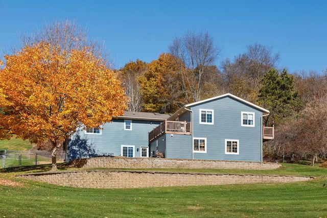 N4637 Old Hickory DRIVE, Onalaska, WI 54650