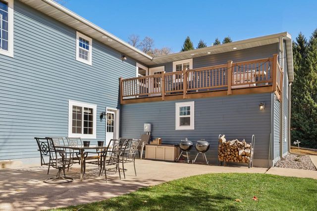 N4637 Old Hickory DRIVE, Onalaska, WI 54650