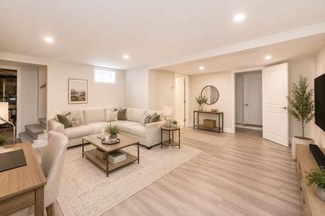14 Web Rd, Georgetown, MA 01833