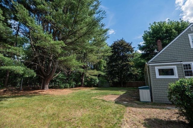 14 Web Rd, Georgetown, MA 01833