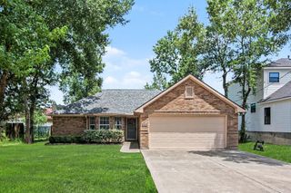 10718 Fairview Drive, Conroe, TX 77385