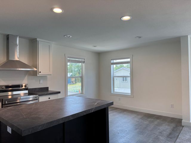 1 Corral Lane #38, Ashland, OR 97520