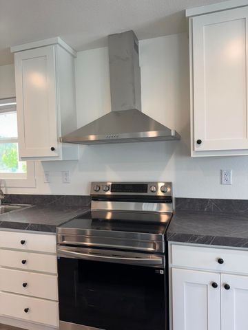1 Corral Lane #38, Ashland, OR 97520