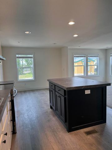 1 Corral Lane #38, Ashland, OR 97520