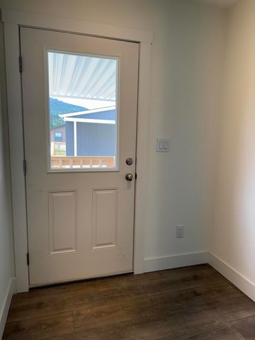 1 Corral Lane #38, Ashland, OR 97520