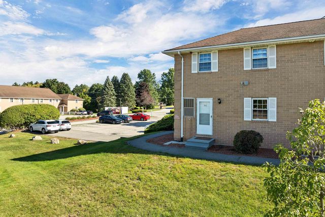 316 Elmwood Drive, Hudson, NH 03051