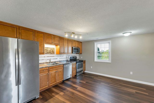 316 Elmwood Drive, Hudson, NH 03051