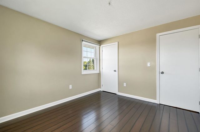 316 Elmwood Drive, Hudson, NH 03051