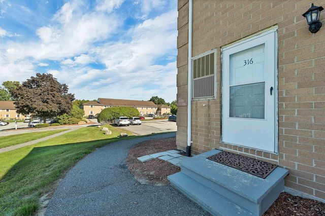 316 Elmwood Drive, Hudson, NH 03051