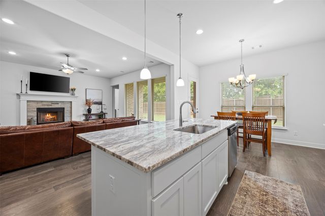 4226 Bel Air Drive, Midlothian, TX 76065
