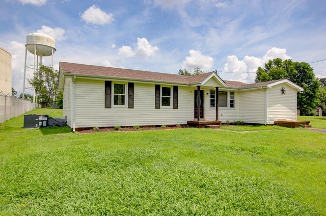 1375 Moss Rd, Clarksville, TN 37043
