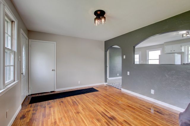 1375 Moss Rd, Clarksville, TN 37043