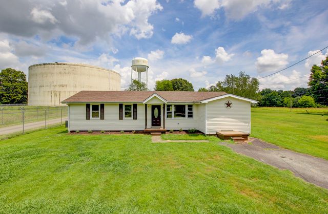 1375 Moss Rd, Clarksville, TN 37043